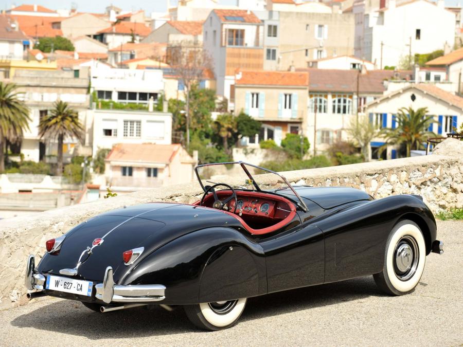  Jaguar XK140 Roadster 1954 года  (фото 28 из 35)